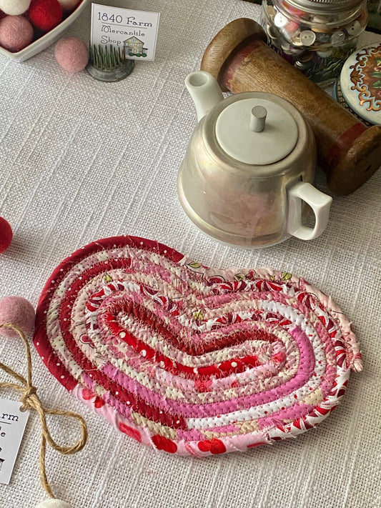 Medium Heart Shaped Flat Trivet