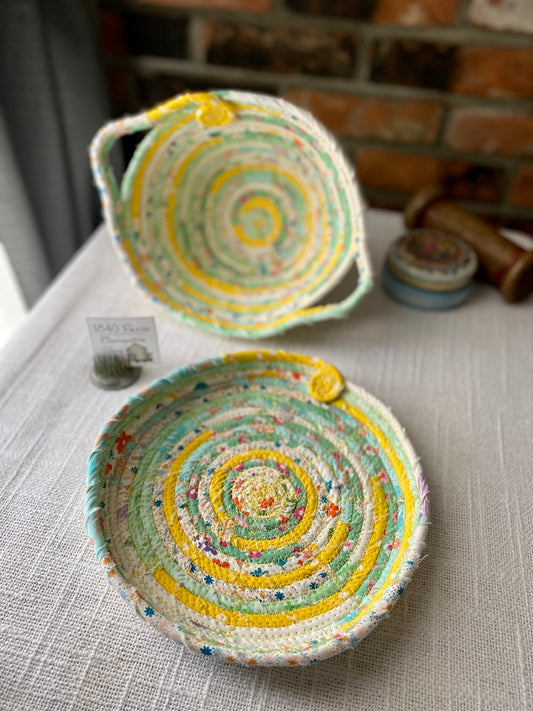 8” Large Saucer Style Trivet