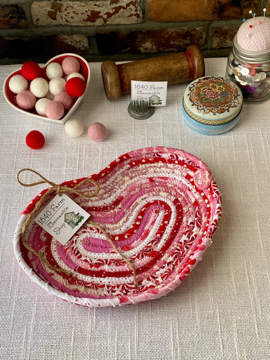 Large Heart Shaped Saucer Style Trivet