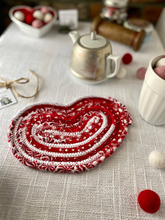 Medium Heart Shaped Flat Trivet