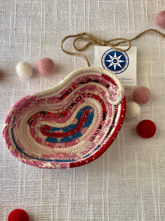 Small Heart Shaped Table Basket #1920